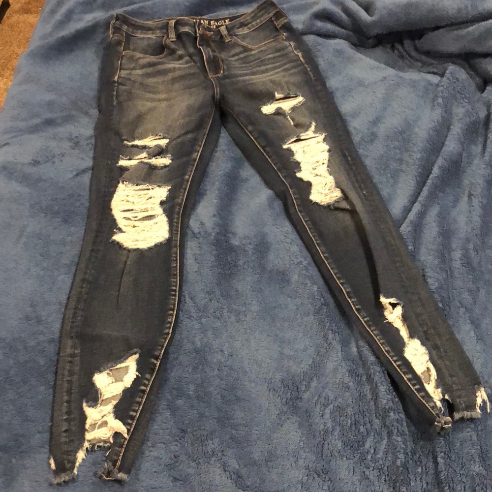 American eagle ripped skinny jeans Sz. 8 😍😍
